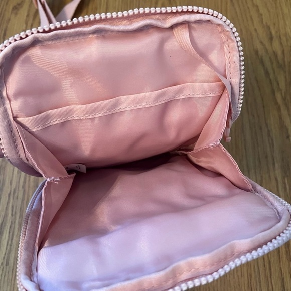 Reebok Women's Pink Crossbody Belt Bag with coin bag - Picture 5 of 10